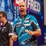 Rob Cross trägt sein 2025 Darts Playing Shirt