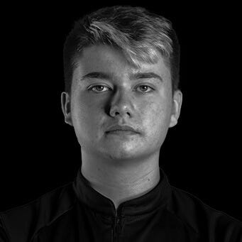 Alfie Busby - Elite 1